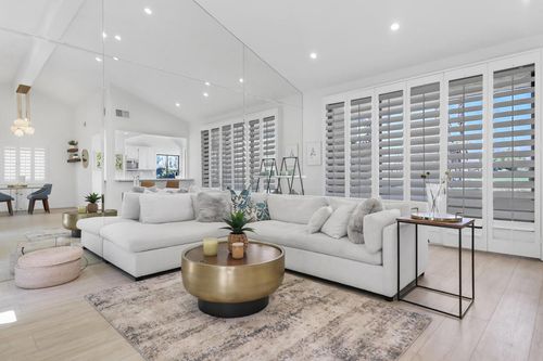 31 Blue River Dr, Palm Desert, CA, 92211-3253 | Card Image