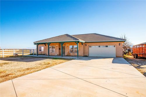 8224 W Avenue D4, Lancaster, CA, 93536-7026 | Card Image