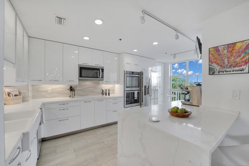 146b-4114 W Palm Aire Dr, Pompano Beach, FL, 33069-4143 | Card Image