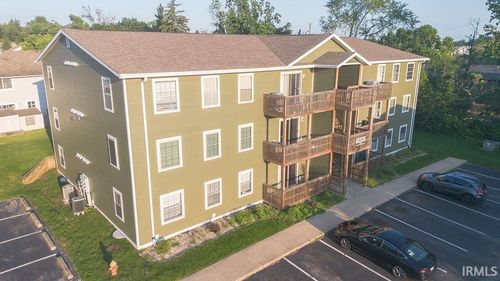 apt-d-3230 E John Hinkle Pl, Bloomington, IN, 47408-2617 | Card Image