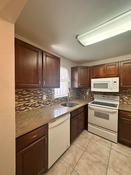 apt-106-9355 Sw 8th St, Boca Raton, FL, 33428-6874 | Card Image