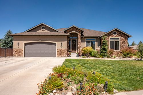 2280 W Crestview Cir, Cedar City, UT, 84720-1912 | Card Image