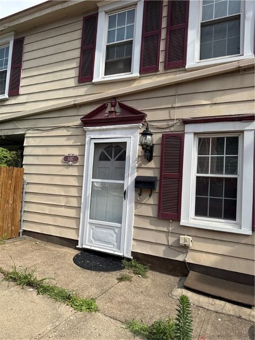 126 S 11th St, Pittsburgh, PA, 15203-1247 | Card Image