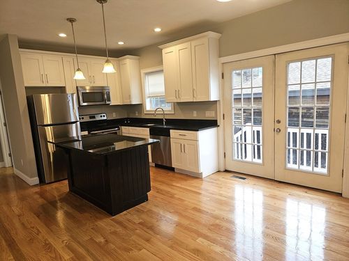 ste-a-483 Central St, Saugus, MA, 01906-5000 | Card Image