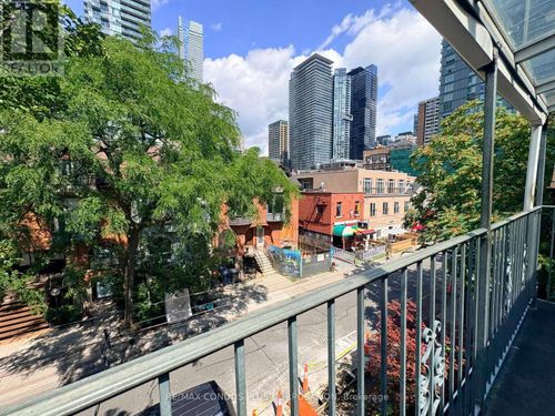 15 Irwin Avenue, Toronto (Bay Street Corridor), ON, M4Y1L1 | Card Image