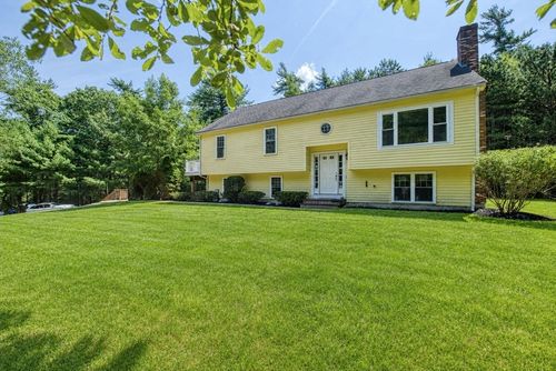 6 Daniel Dr, Middleboro, MA, 02346-2927 | Card Image
