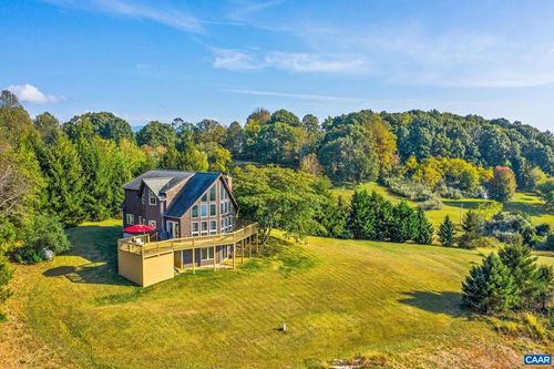 70 Percy Ln, Fairfield, VA, 24435-2622 | Card Image