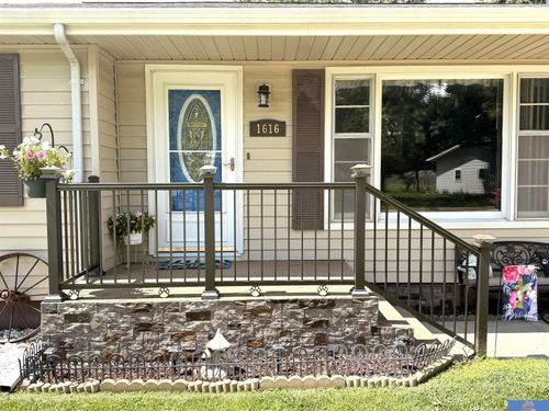 1616 Jefferson St, Beatrice, NE, 68310-2553 | Card Image