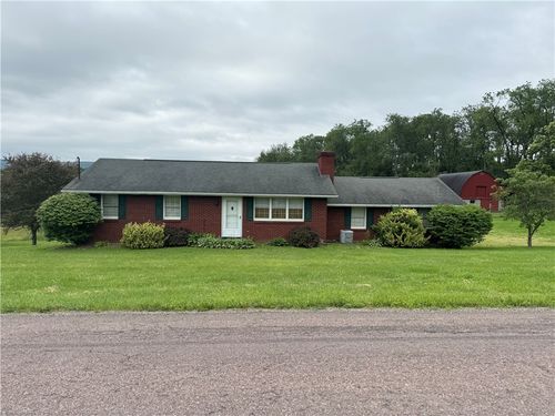 300 Pandora Rd, Derry, PA, 15627-1034 | Card Image