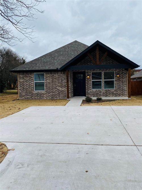 307 N Colbert Ave, Sherman, TX, 75090-6519 | Card Image