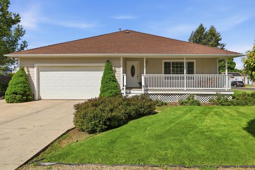 123 N Stevens St, Deer Park, WA, 99006-5188 | Card Image