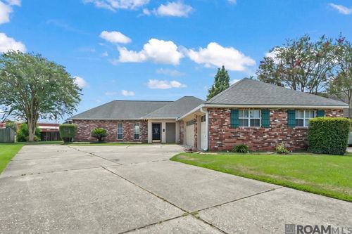 13770 S Fairview Ave, Baton Rouge, LA, 70816-7400 | Card Image