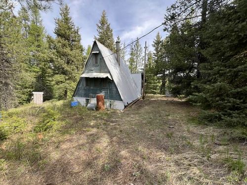 65427 Old Oregon Trl, Pendleton, OR, 97801 | Card Image