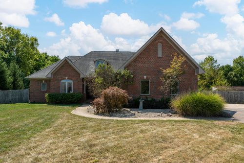 2868 Lewis Center Rd, Lewis Center, OH, 43035-9207 | Card Image