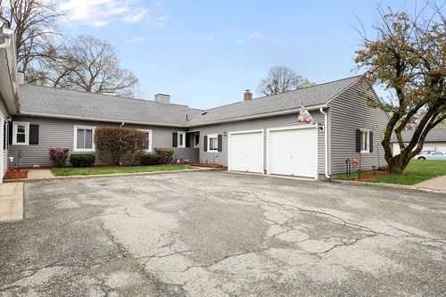 165-165 Applewood Dr, Chicopee, MA, 01022-1125 | Card Image