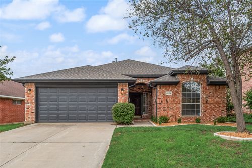 4205 Boulder Park Dr, Euless, TX, 76040-8518 | Card Image