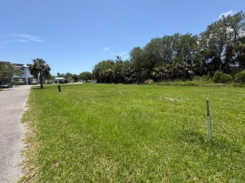 XX Harbour Point Dr, Crawfordville, FL, 32327 | Card Image