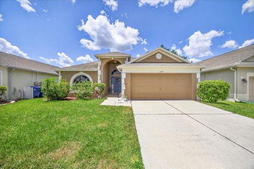 2527 Butterfly Landing Dr, LAND O LAKES, FL, 34638-7228 | Card Image