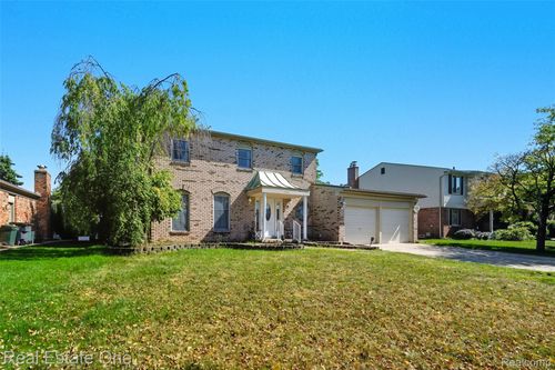 4502 Reilly Dr, Troy, MI, 48085-4920 | Card Image