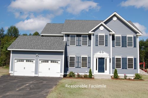 114 Lantern Ln, Sandown, NH, 03873 | Card Image