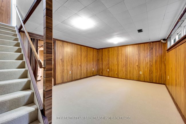 165 Limeridge Rd W, Condo with 2 bedrooms, 1 bathrooms and 1 parking in Hamilton ON | Image 34