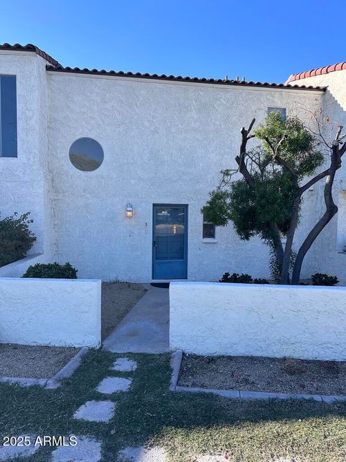 5-8502 N Central Ave, Phoenix, AZ, 85020-3528 | Card Image