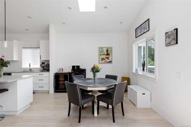 294 Edgewood Cres, House other with 4 bedrooms, 3 bathrooms and 2 parking in Duncan BC | Image 7