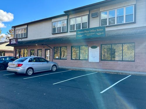 5-139 Damon Rd, Northampton, MA, 01060-1832 | Card Image