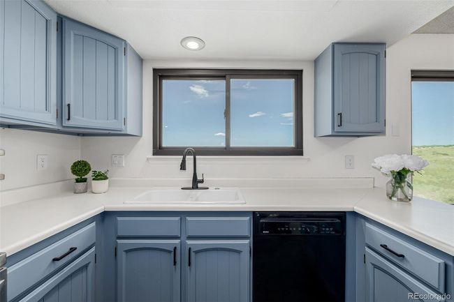 551 Snowy Owl Pl, House other with 3 bedrooms, 3 bathrooms and 2 parking in Highlands Ranch CO | Image 12