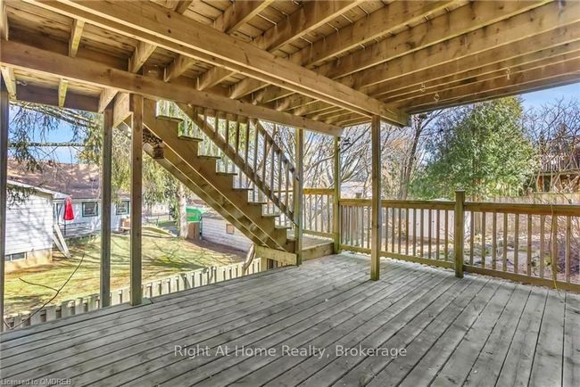 47 Morton Ave, House other with 4 bedrooms, 2 bathrooms and 4 parking in Dundas ON | Image 42
