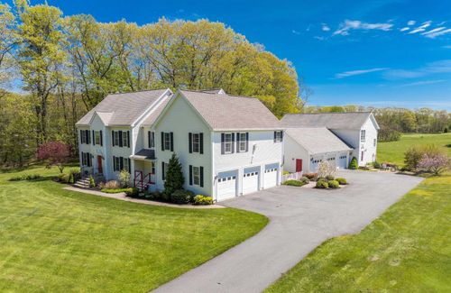 9 Towle Farm Rd, Hampton Falls, NH, 03844-2020 | Card Image