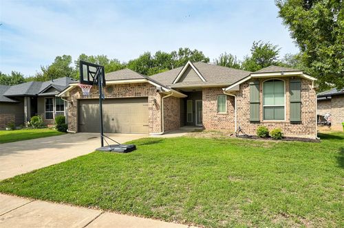 3100 Woodcrest Creek Drive, Norman, OK, 73071 | Card Image