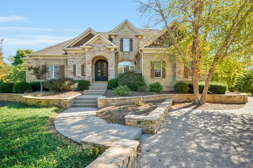 8208 Boxmere Ct, Brentwood, TN, 37027-7154 | Card Image