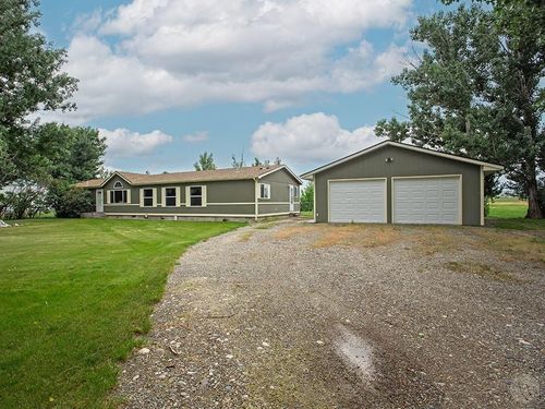 2011 Beech St, Huntley, MT, 59037-9049 | Card Image