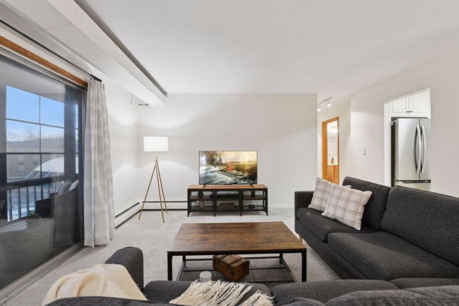 Entertaining is easy here in this spacious 2 Bedroom condo featuring TWO Bathrooms. | Image 23