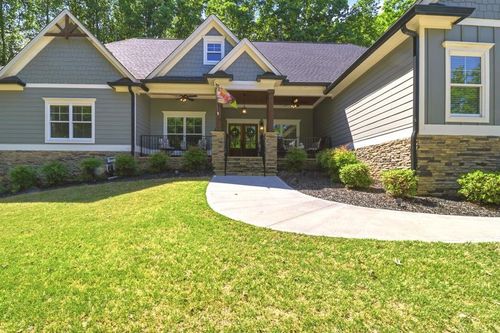 77 Hampton Farms Trl, Jasper, GA, 30143-5555 | Card Image