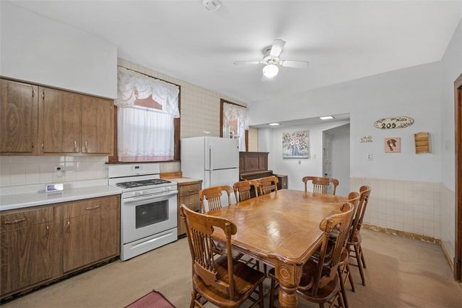 205 4 Th St, House other with 4 bedrooms, 2 bathrooms and null parking in Freeport PA | Image 22