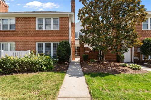 apt-c-201 Amersham Dr, Yorktown, VA, 23693-2817 | Card Image