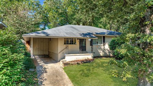 3901 N Cedar St, North Little Rock, AR, 72116-8267 | Card Image