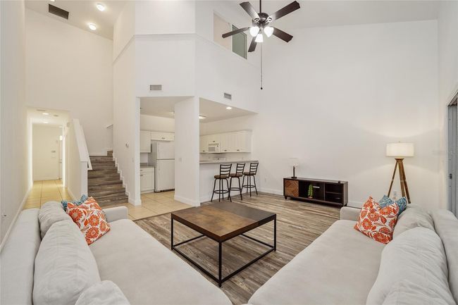 APT-2 - 1563 Nw 29 Th Rd, Townhouse with 2 bedrooms, 2 bathrooms and null parking in Gainesville FL | Image 9
