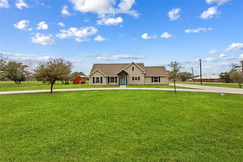 1241 County Road 230, Giddings, TX, 78942-6054 | Card Image