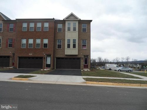 6634 Bartrams Forest Ln, HAYMARKET, VA, 20169-2730 | Card Image