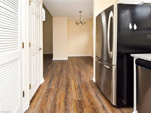 apt-d-707 S Marshall St, Winston Salem, NC, 27101-5898 | Card Image