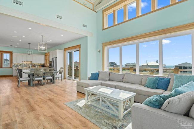 800 Via De Luna Dr, House other with 5 bedrooms, 5 bathrooms and 3 parking in Pensacola Beach FL | Image 15