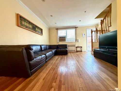 duple-220-44 67th Avenue, New York, NY, 11364 | Card Image