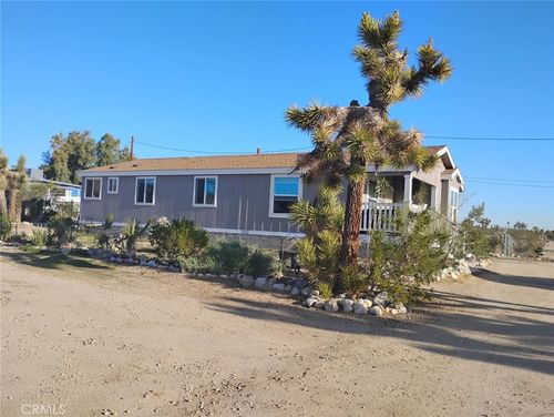 59188 Forrest Dr, Yucca Valley, CA, 92284-9013 | Card Image