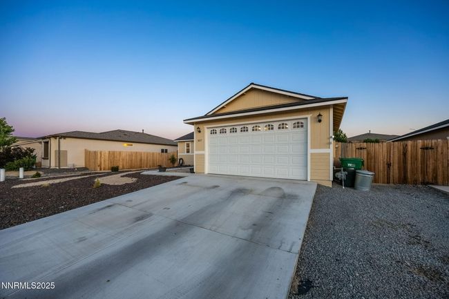 1827 Hickory Ln, House other with 4 bedrooms, 2 bathrooms and 2 parking in Fernley NV | Image 46