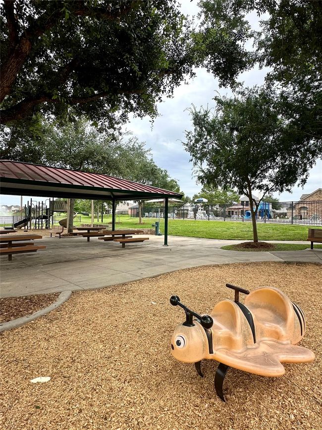 Plenty of play area to keep the children entertained! | Image 46