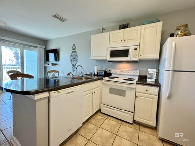 102 - 25805 Perdido Beach Boulevard, Condo with 1 bedrooms, 1 bathrooms and null parking in Orange Beach AL | Image 2