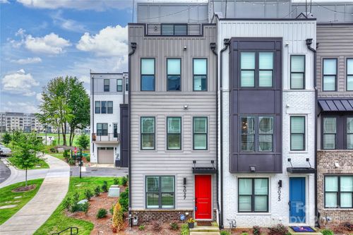 5027 Tiny Ln, Charlotte, NC, 28203-4082 | Card Image